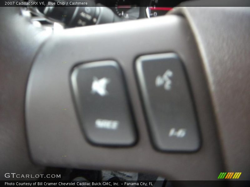 Blue Chip / Cashmere 2007 Cadillac SRX V6
