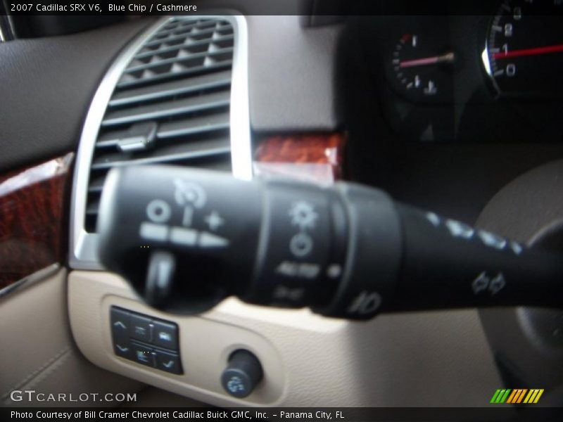 Blue Chip / Cashmere 2007 Cadillac SRX V6