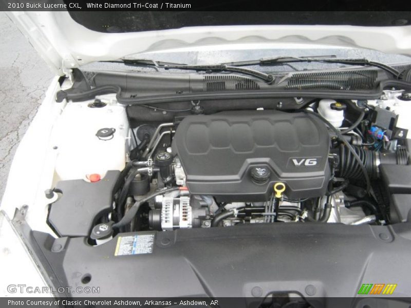 White Diamond Tri-Coat / Titanium 2010 Buick Lucerne CXL