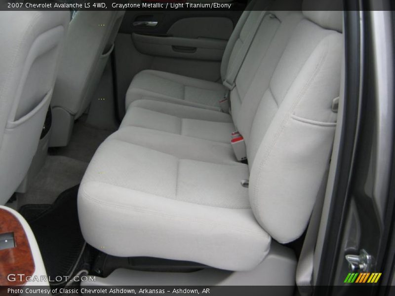 Graystone Metallic / Light Titanium/Ebony 2007 Chevrolet Avalanche LS 4WD