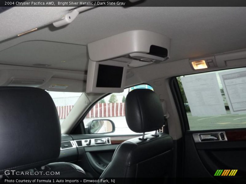 Bright Silver Metallic / Dark Slate Gray 2004 Chrysler Pacifica AWD