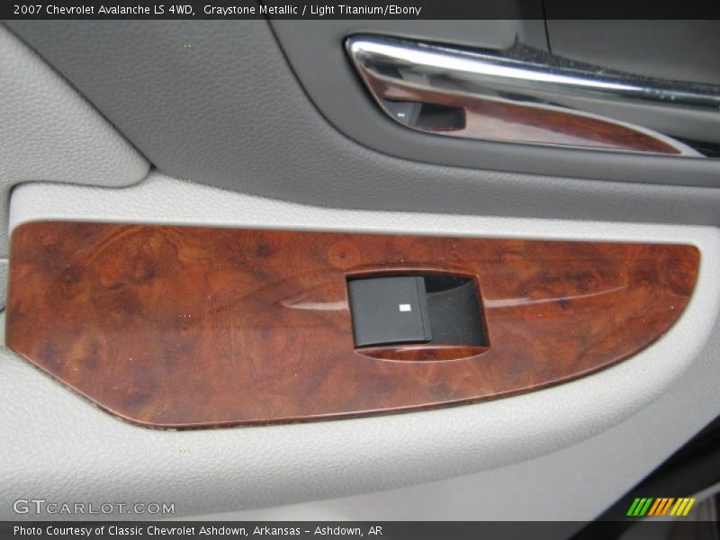 Graystone Metallic / Light Titanium/Ebony 2007 Chevrolet Avalanche LS 4WD