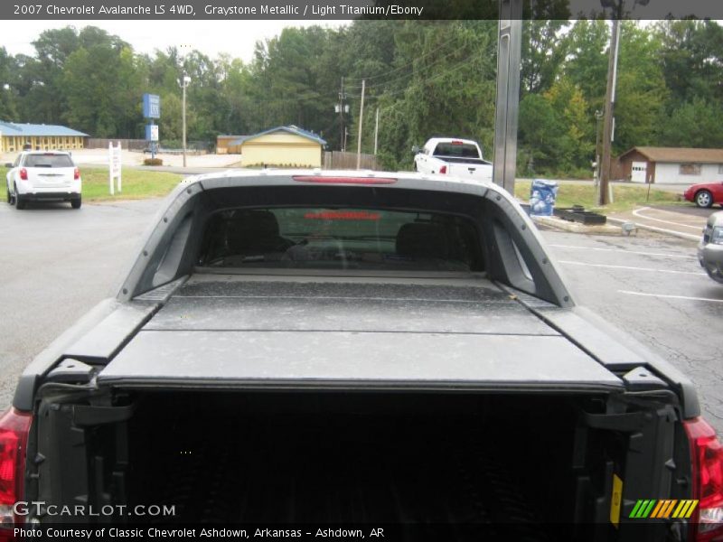 Graystone Metallic / Light Titanium/Ebony 2007 Chevrolet Avalanche LS 4WD