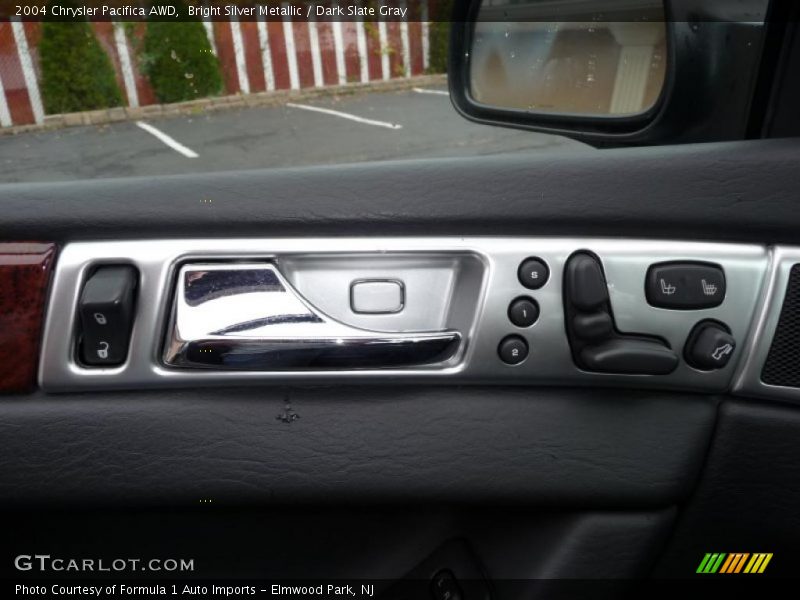 Bright Silver Metallic / Dark Slate Gray 2004 Chrysler Pacifica AWD
