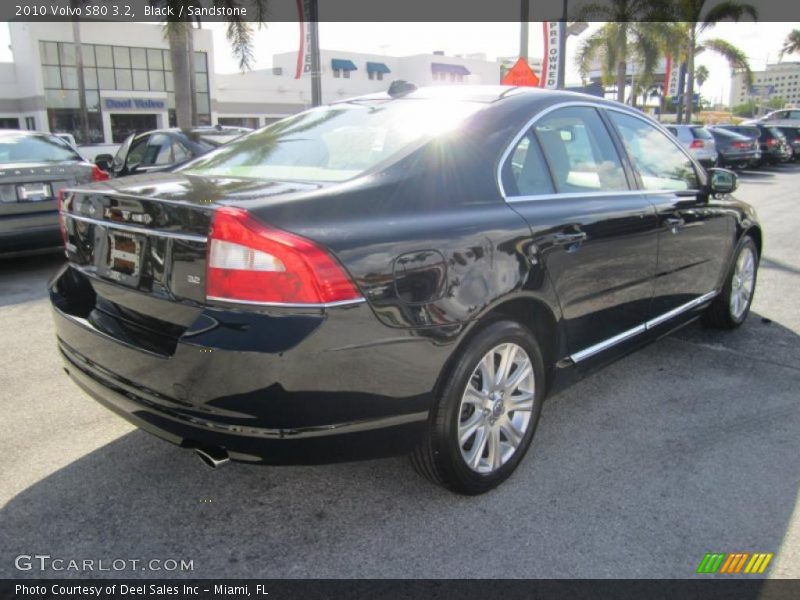 Black / Sandstone 2010 Volvo S80 3.2