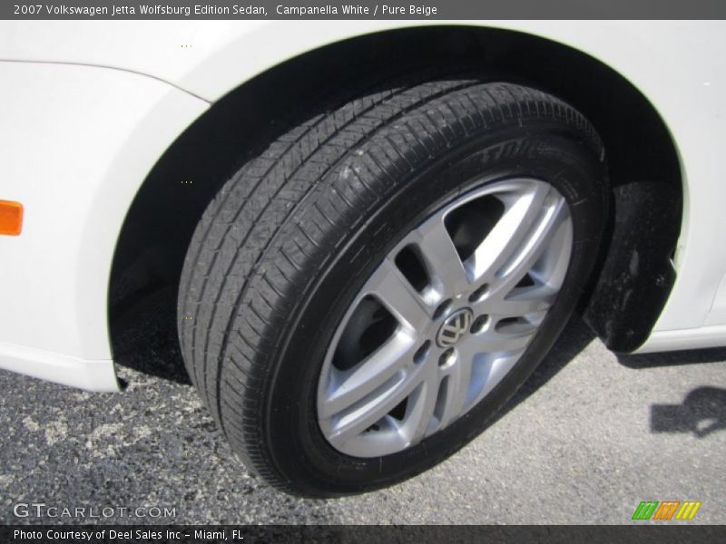 Campanella White / Pure Beige 2007 Volkswagen Jetta Wolfsburg Edition Sedan