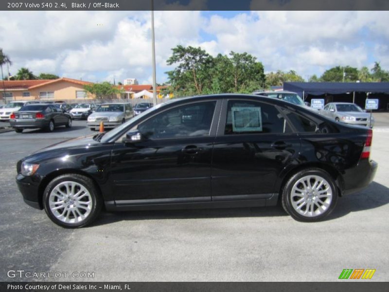 Black / Off-Black 2007 Volvo S40 2.4i