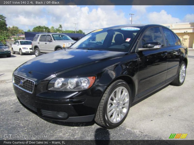 Black / Off-Black 2007 Volvo S40 2.4i