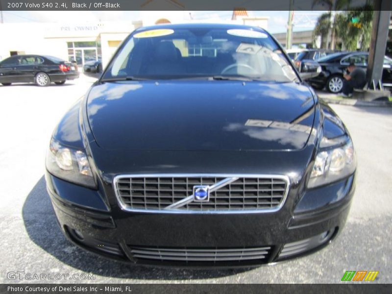 Black / Off-Black 2007 Volvo S40 2.4i
