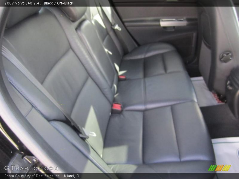 Black / Off-Black 2007 Volvo S40 2.4i