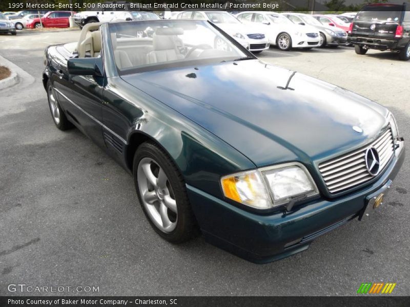 Brilliant Emerald Green Metallic / Parchment Beige 1995 Mercedes-Benz SL 500 Roadster