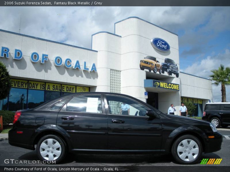 Fantasy Black Metallic / Grey 2006 Suzuki Forenza Sedan