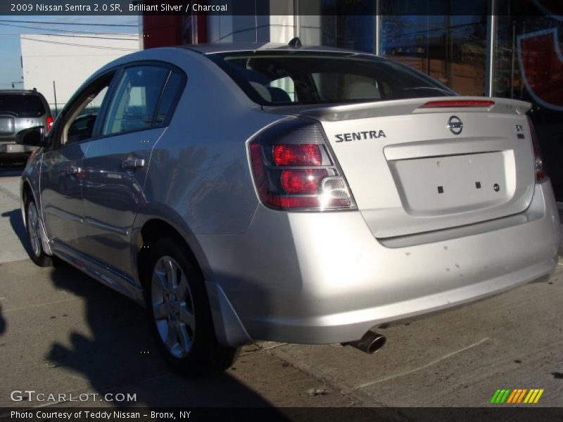 Brilliant Silver / Charcoal 2009 Nissan Sentra 2.0 SR