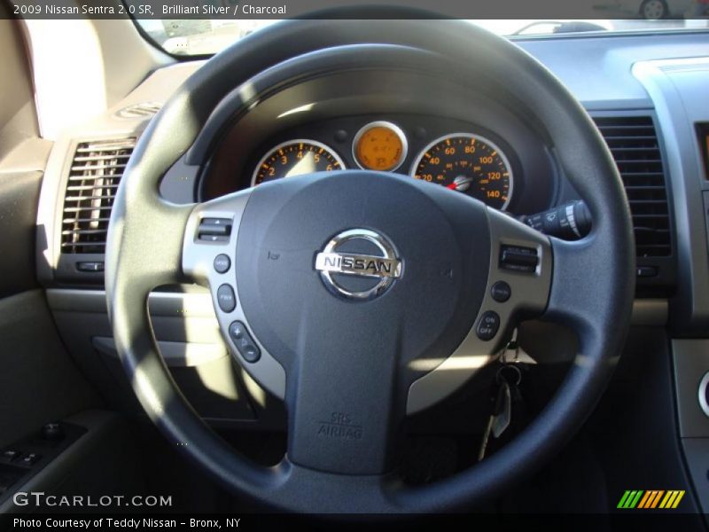 Brilliant Silver / Charcoal 2009 Nissan Sentra 2.0 SR