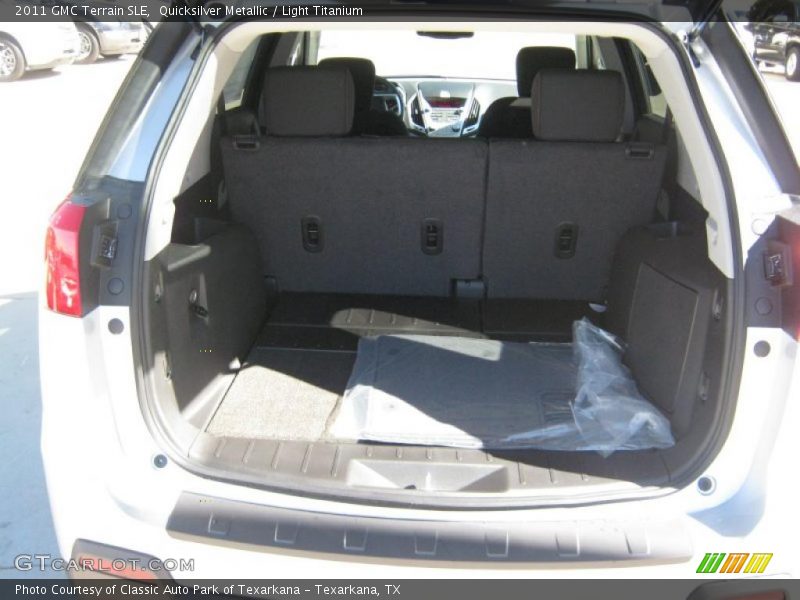 Quicksilver Metallic / Light Titanium 2011 GMC Terrain SLE