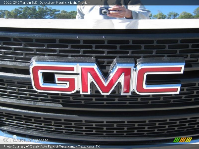 Quicksilver Metallic / Light Titanium 2011 GMC Terrain SLE