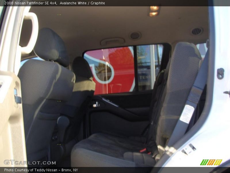 Avalanche White / Graphite 2008 Nissan Pathfinder SE 4x4