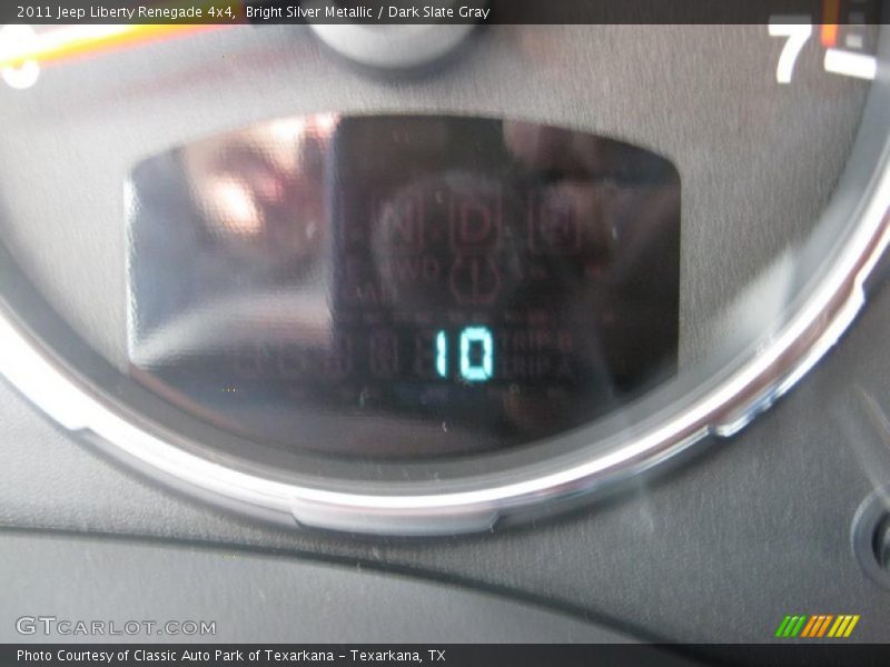 Bright Silver Metallic / Dark Slate Gray 2011 Jeep Liberty Renegade 4x4