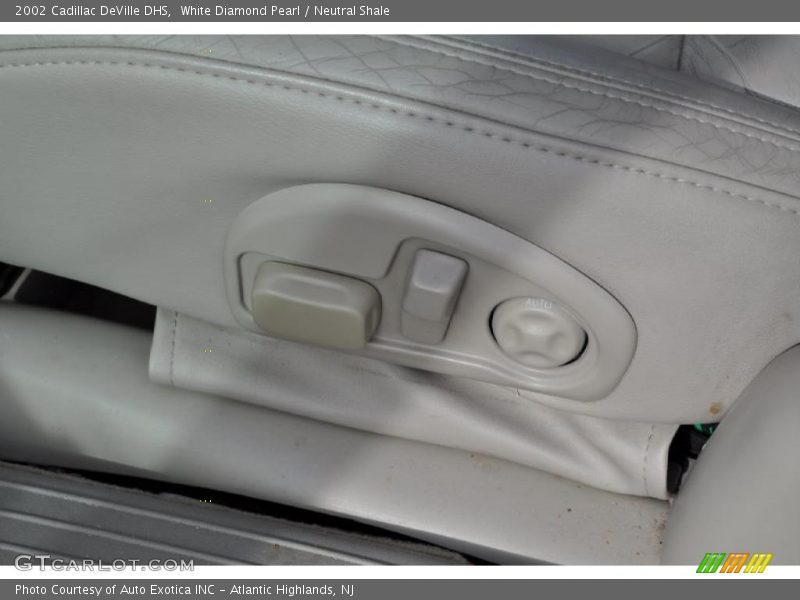 Controls of 2002 DeVille DHS