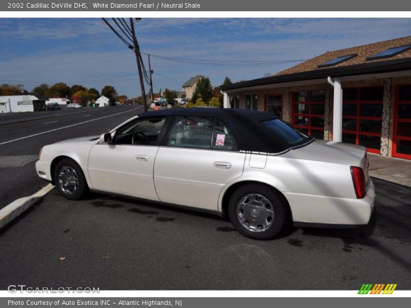 White Diamond Pearl / Neutral Shale 2002 Cadillac DeVille DHS