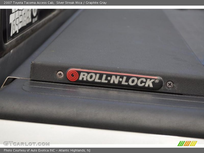 Silver Streak Mica / Graphite Gray 2007 Toyota Tacoma Access Cab