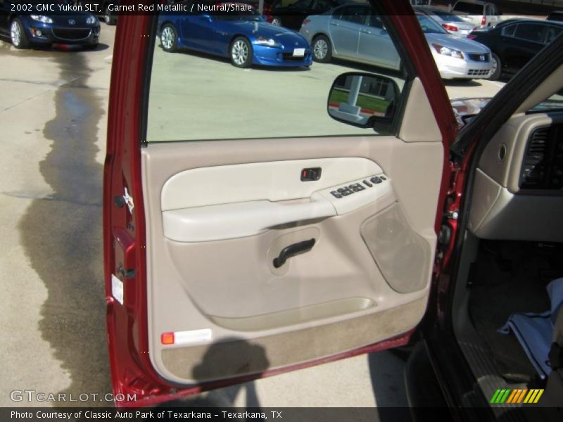 Garnet Red Metallic / Neutral/Shale 2002 GMC Yukon SLT