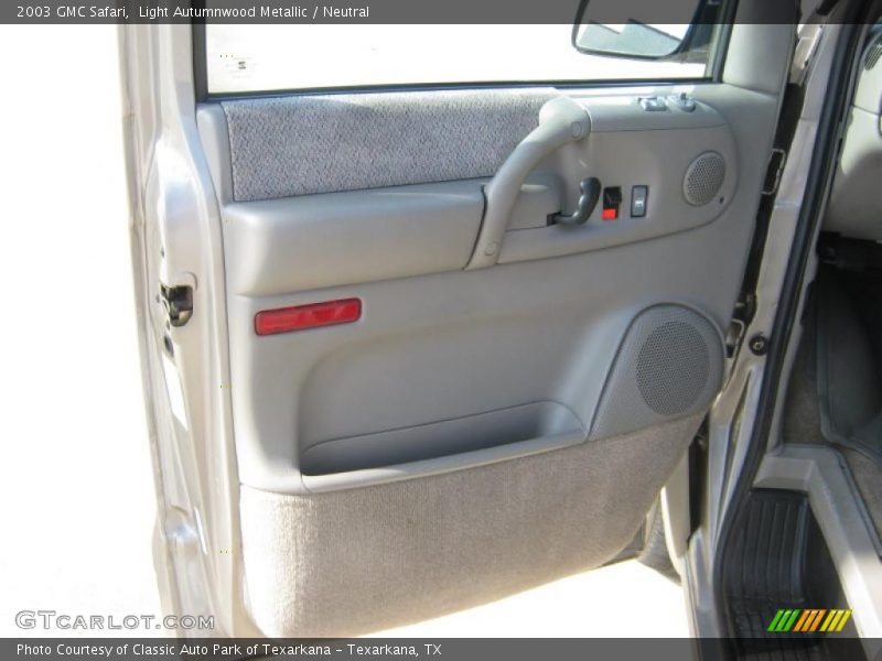 Light Autumnwood Metallic / Neutral 2003 GMC Safari