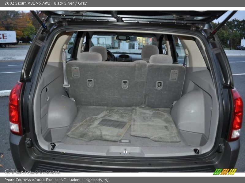  2002 VUE V6 AWD Trunk