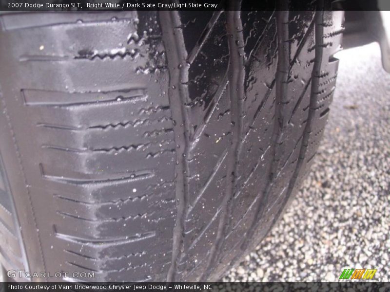 Bright White / Dark Slate Gray/Light Slate Gray 2007 Dodge Durango SLT