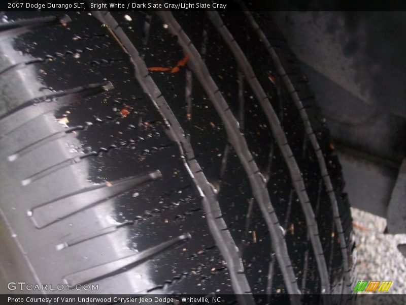 Bright White / Dark Slate Gray/Light Slate Gray 2007 Dodge Durango SLT