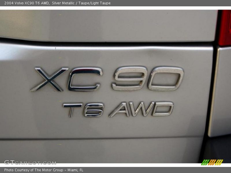 Silver Metallic / Taupe/Light Taupe 2004 Volvo XC90 T6 AWD