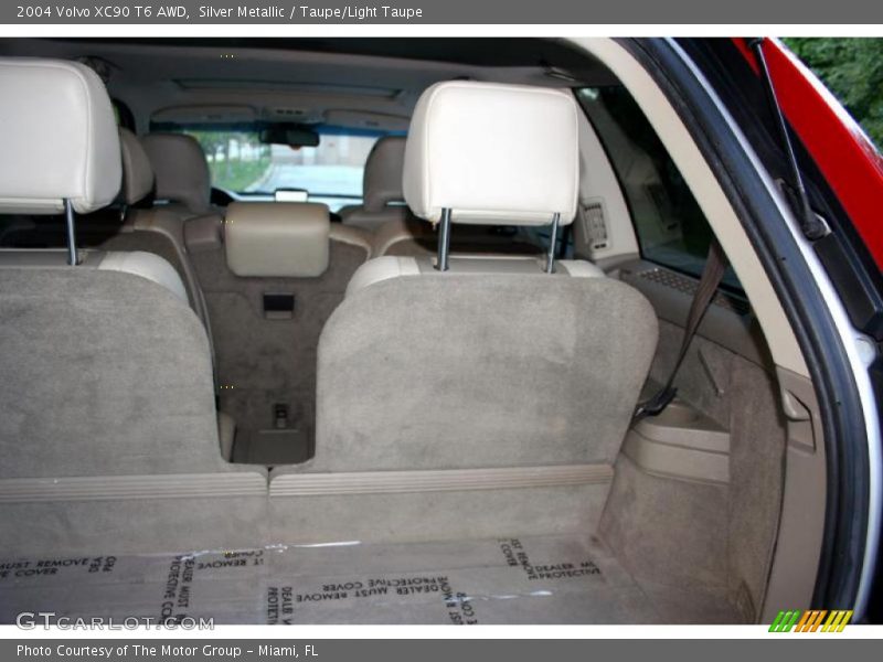 Silver Metallic / Taupe/Light Taupe 2004 Volvo XC90 T6 AWD