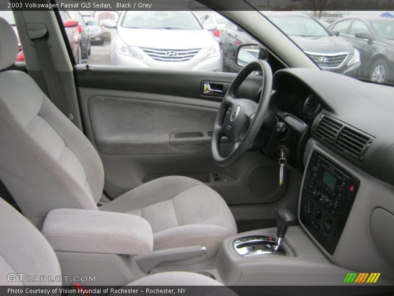 Black / Grey 2003 Volkswagen Passat GLS Sedan