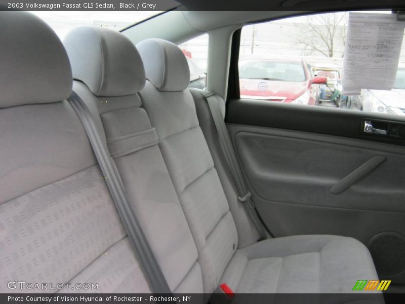 Black / Grey 2003 Volkswagen Passat GLS Sedan