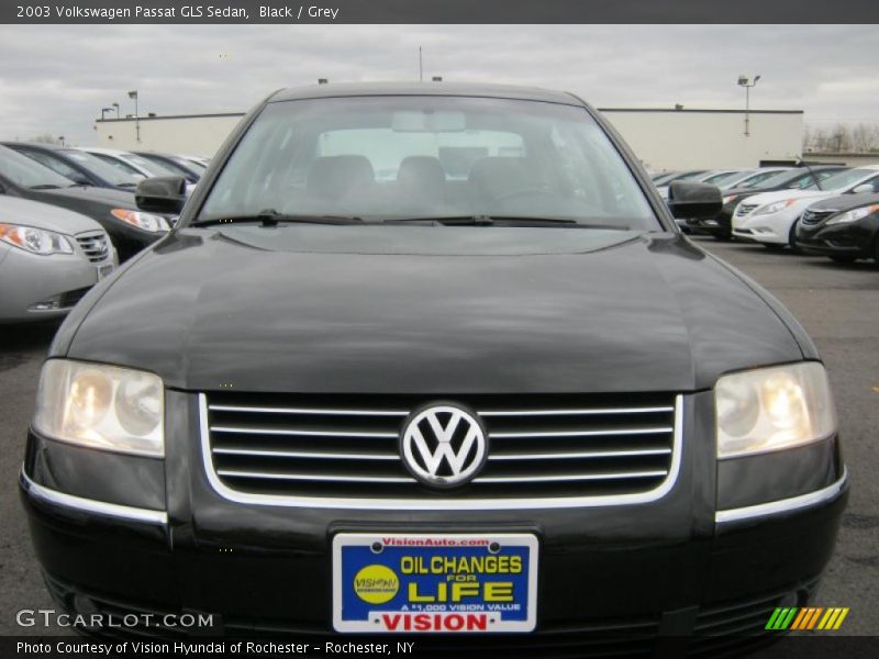 Black / Grey 2003 Volkswagen Passat GLS Sedan