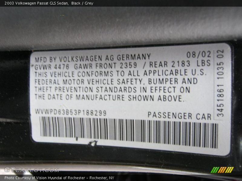 Black / Grey 2003 Volkswagen Passat GLS Sedan