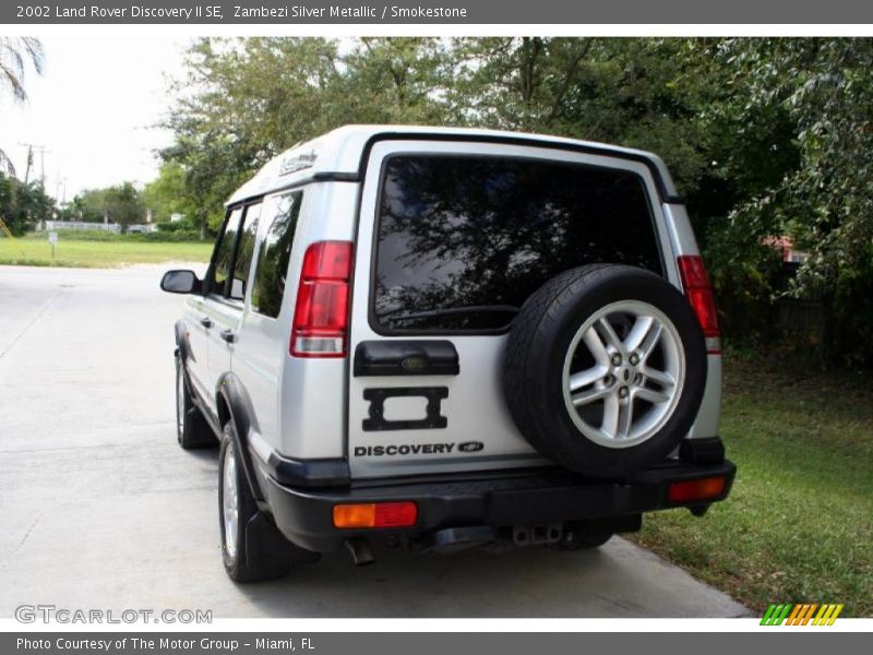 Zambezi Silver Metallic / Smokestone 2002 Land Rover Discovery II SE