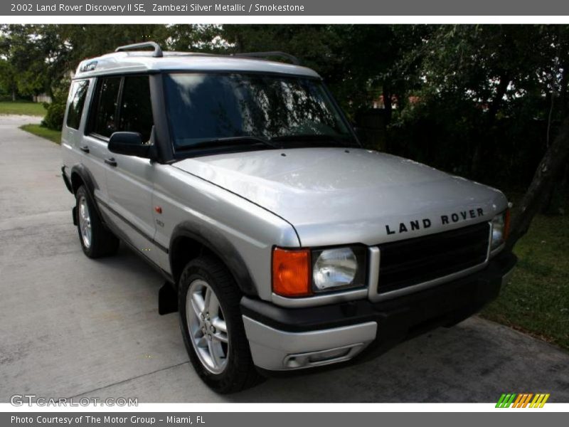 Zambezi Silver Metallic / Smokestone 2002 Land Rover Discovery II SE