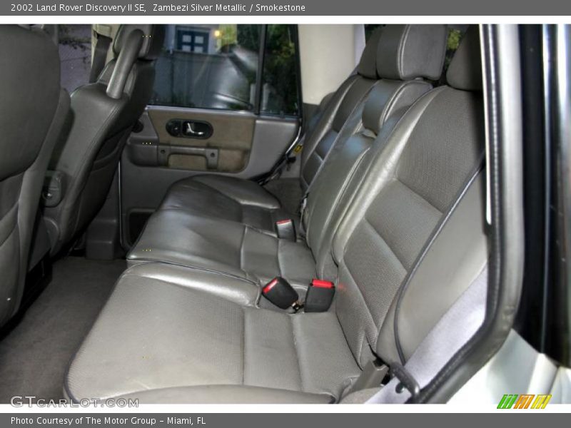 Zambezi Silver Metallic / Smokestone 2002 Land Rover Discovery II SE