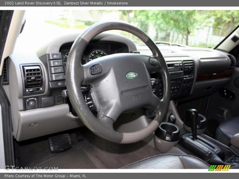 Dashboard of 2002 Discovery II SE