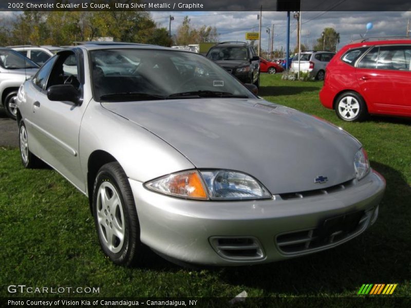 Ultra Silver Metallic / Graphite 2002 Chevrolet Cavalier LS Coupe