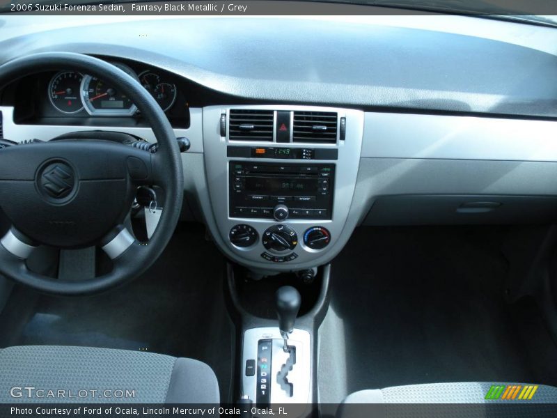 Fantasy Black Metallic / Grey 2006 Suzuki Forenza Sedan