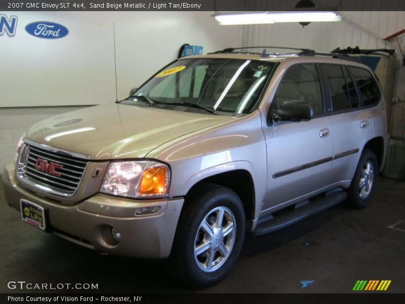 Sand Beige Metallic / Light Tan/Ebony 2007 GMC Envoy SLT 4x4