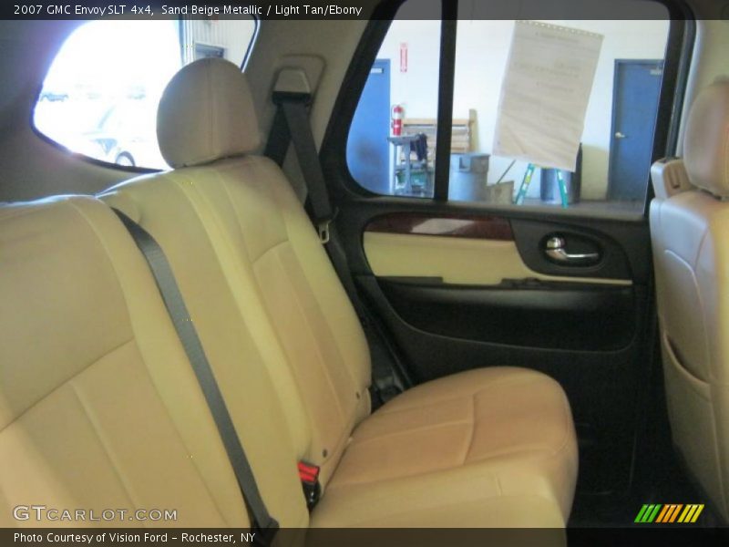 Sand Beige Metallic / Light Tan/Ebony 2007 GMC Envoy SLT 4x4