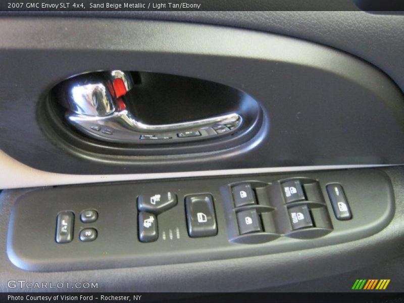 Sand Beige Metallic / Light Tan/Ebony 2007 GMC Envoy SLT 4x4