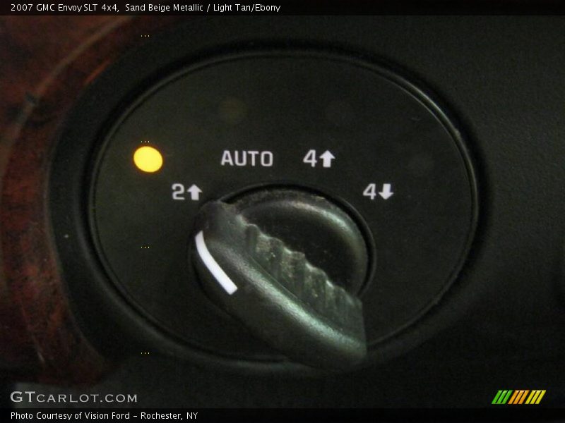 Sand Beige Metallic / Light Tan/Ebony 2007 GMC Envoy SLT 4x4