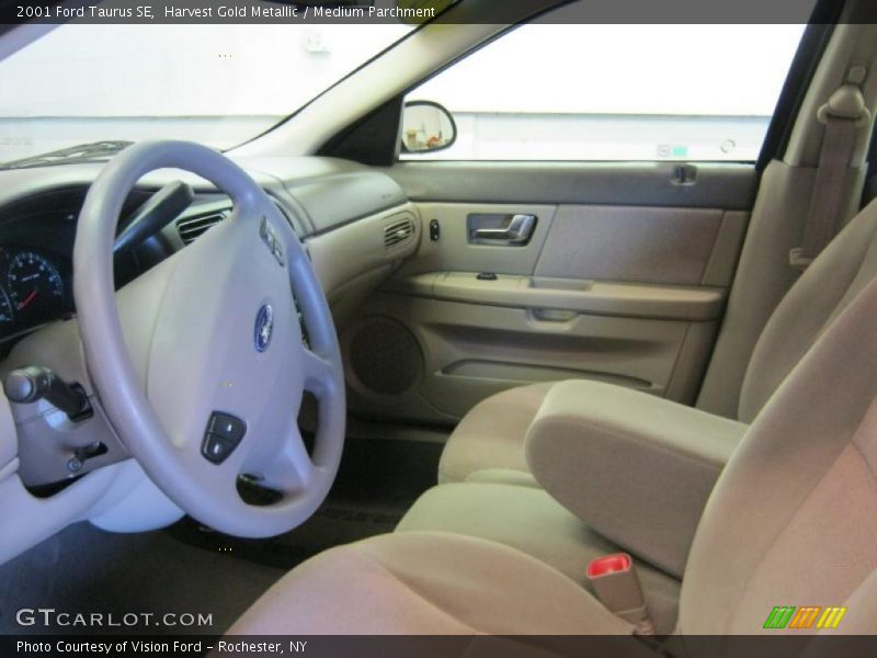 Harvest Gold Metallic / Medium Parchment 2001 Ford Taurus SE