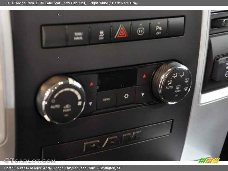 Bright White / Dark Slate Gray 2011 Dodge Ram 1500 Lone Star Crew Cab 4x4