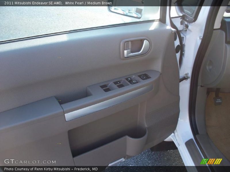 White Pearl / Medium Brown 2011 Mitsubishi Endeavor SE AWD