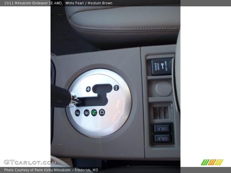 White Pearl / Medium Brown 2011 Mitsubishi Endeavor SE AWD